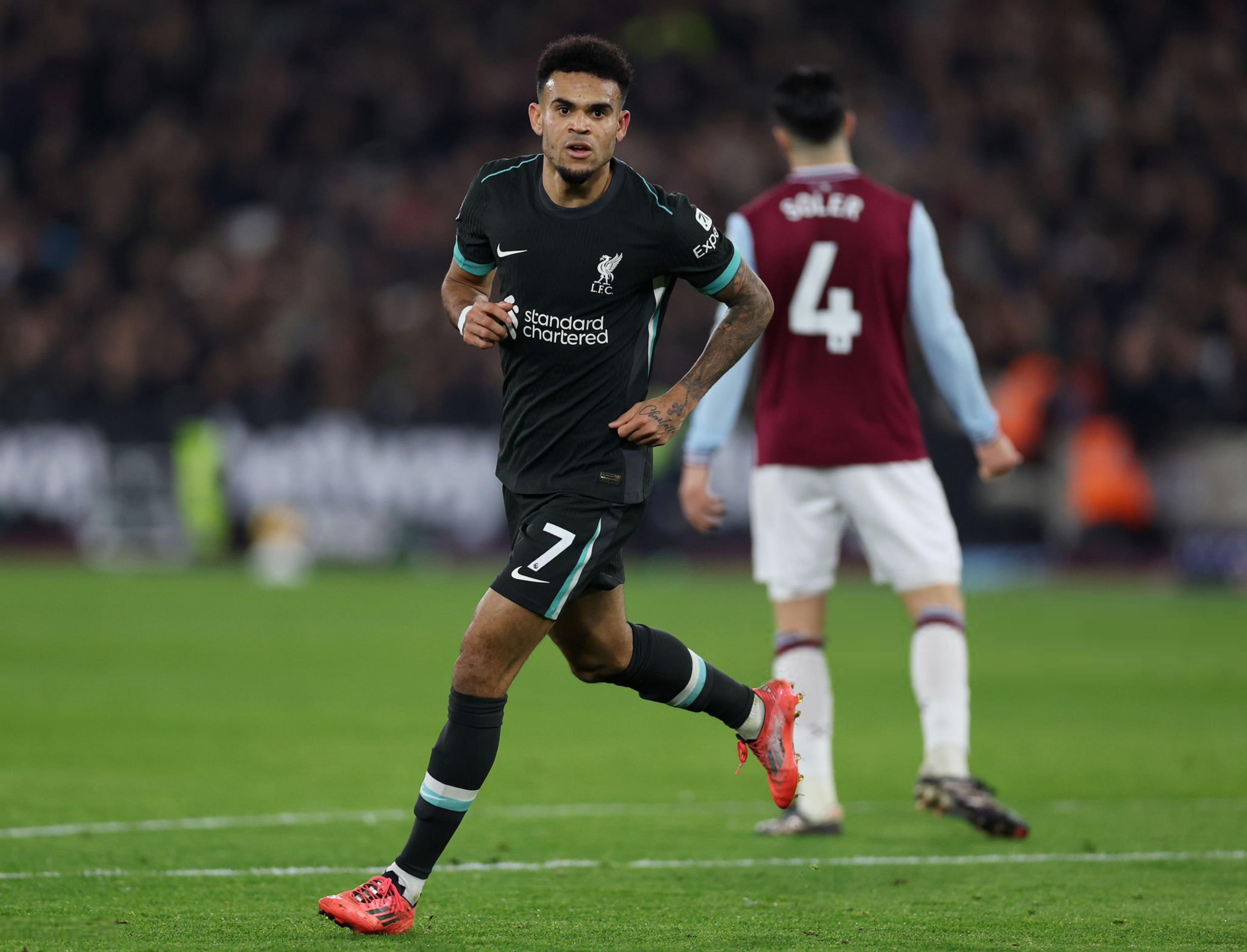 关于萨拉赫连续十场比赛得分超过比赛规则变更，切尔西不断突破！的信息